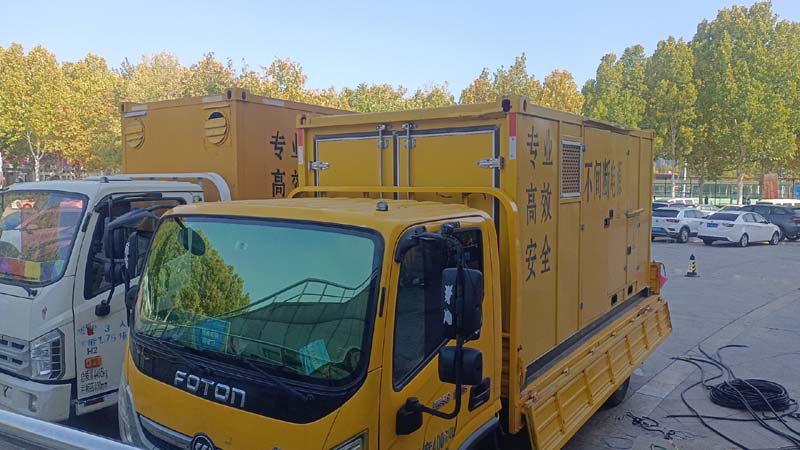 海勃湾柴油发电机组和UPS电源如何配合工作?